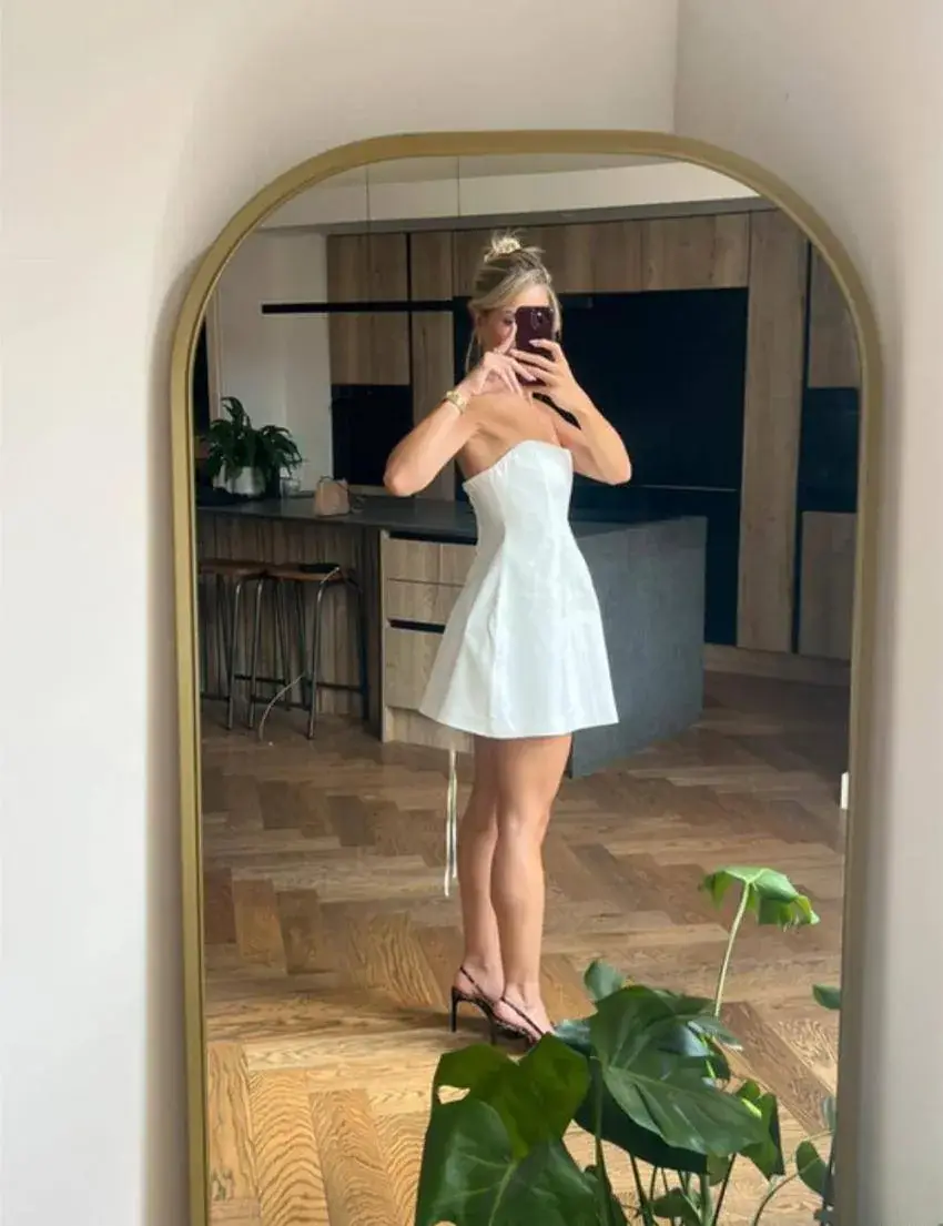 MarieAfterHours