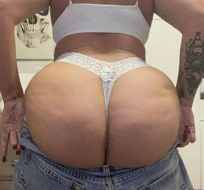 JustBellaL